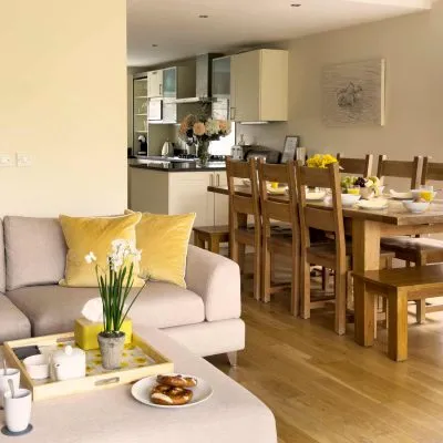 Open plan living area at Velvet Lodge, Cotswolds Water Park