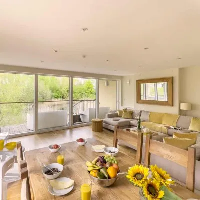 Open plan living area at Velvet Lodge, Cotswolds Water Park